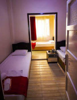איזמיר Cicek Palas Otel מראה חיצוני תמונה